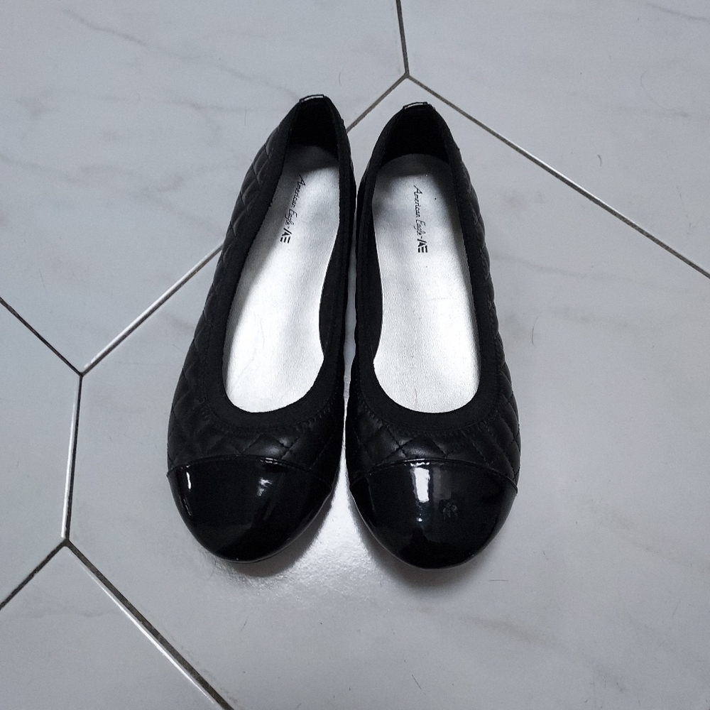 American Eagle Black Girls Flats Size 3